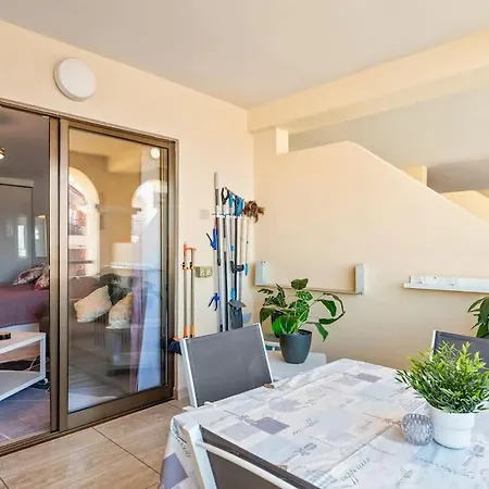 Apartamento Castle Harbour 225